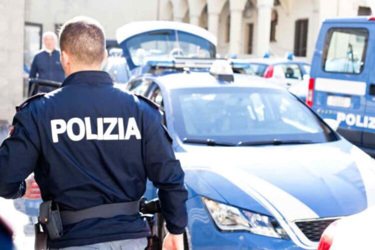 Trovati 3 reperti umani nel campo del killer delle escort