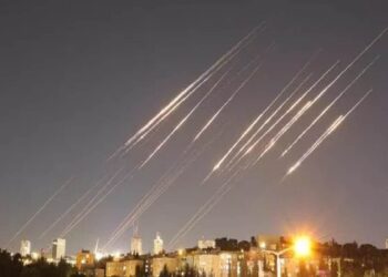 Una pioggia di missili su Teheran