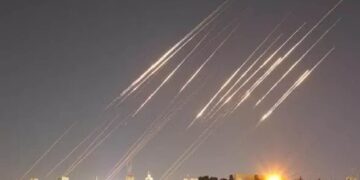 Una pioggia di missili su Teheran