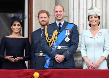 William e Harry assieme a Kate e Meghan