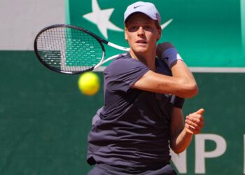 Sinner: “Con Djokovic sfida intensa, ora fiducia per la finale con Alcaraz”