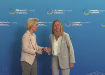 Ucraina_Meloni_saluta_von_der_Leyen