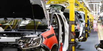 Accordo Ue Usa sui dazi auto al 15%