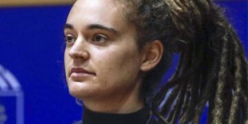 Carola Rackete si dimette da europarlamentare