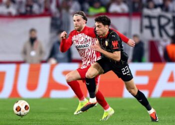 El Aynaoui in maglia nera del Lens