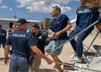 Kaufmann non risponde al gip