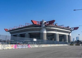 La Lega si oppone alla vendita di San Siro