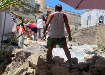 L'esplosione a Torre del Greco dovuta a una fuga di gas