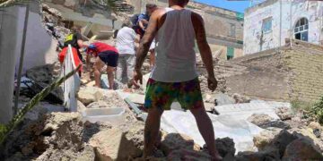 L'esplosione a Torre del Greco dovuta a una fuga di gas