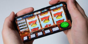 Un dispositivo mobile che mostra un gioco oniline