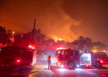 Nuovo incendio a nord di Los Angeles