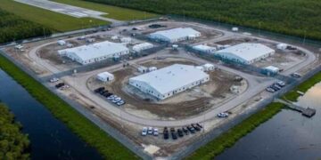 Problemi ad Alligator Alcatraz