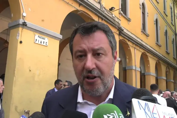 Salvini chiede il ritiro dell'emendamento sui pedaggi