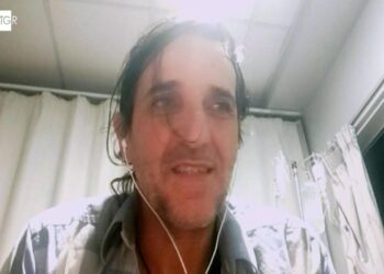 Un frame tratto da un video del Tgr Abruzzo mostra Carlo d'Attanasio durante un'intervista