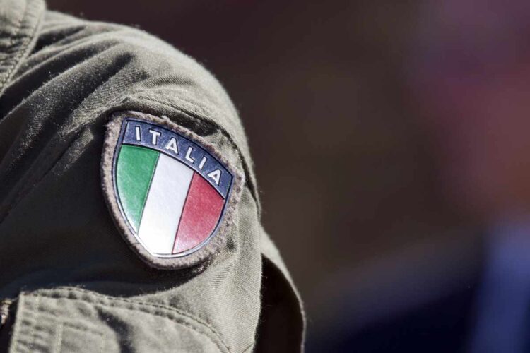 Un militare italiano
