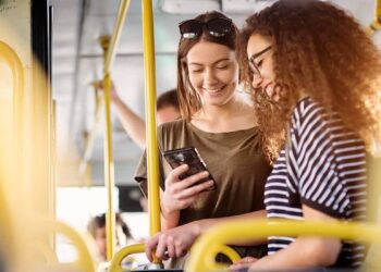 Bonus trasporti 2025: vivi in una di queste regioni? Hai diritto a treni e bus gratis (ma nessuno te lo dice)
