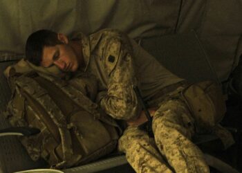 Insonnia? Ecco il trucco usato dai militari per addormentarsi in 2 minuti