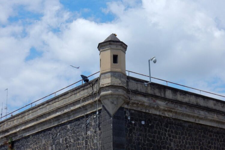 La casa circondariale di Poggioreale a Napoli