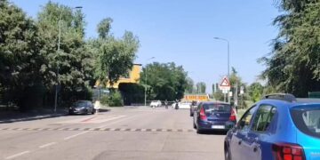 Via Saponaro, quartiere Gratosoglio a Milano, dove è stata investita e uccisa da un'auto pirata Cecilia De Astis