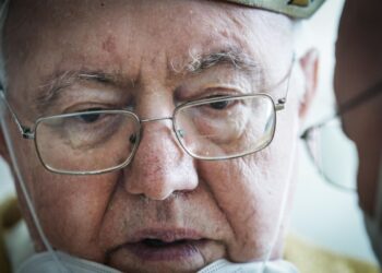 Addio a monsignor Cesare Nosiglia