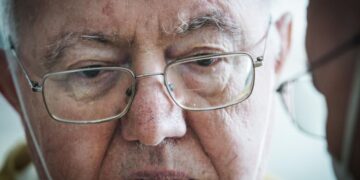 Addio a monsignor Cesare Nosiglia