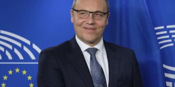 Un primo piano di Andriy Parubiy