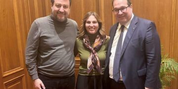 Annalisa Tardino insieme a Matteo Salvini e Claudio Durigon