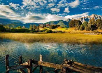 Vuoi scoprire la Patagonia senza svuotare il portafoglio? Bariloche in agosto ti regala un weekend da sogno a meno del costo di un aperitivo