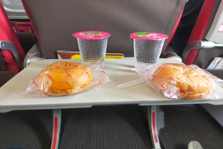 Cibo in aereo, cosa si può portare a bordo