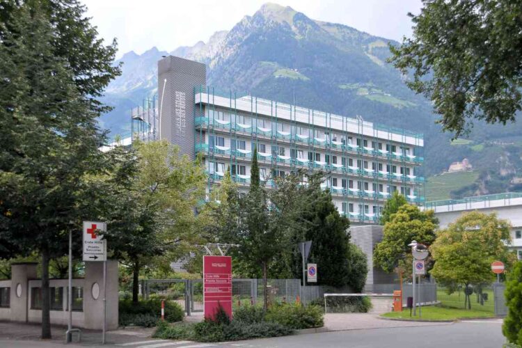 Morti due neonati a Bolzano in ospedale a causa di un'infezione