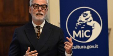 Federico Mollicone critica la gestione dei campi Rom da parte dell'amministrazione di Sala