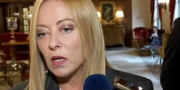 Il fuorionda di Meloni con Trump fa scoppiare la polemica