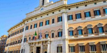 Il governo pone la fiducia sul decreto economia