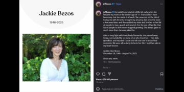 Il post in memoria di Jackie Bezos