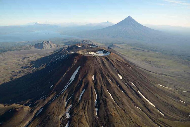 Il vulcano Krasheninnikov minaccia i voli per l'Alaska