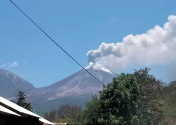 Il vulcano Lewotobi Laki-Laki