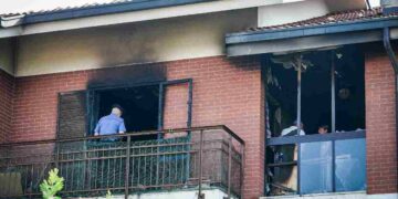 Incendio in un appartamento di una palazzina a Rivalta, nel torinese