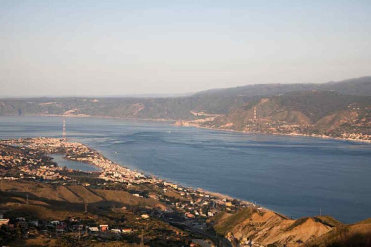 Le tariffe base per il transito sul Ponte sullo Stretto
