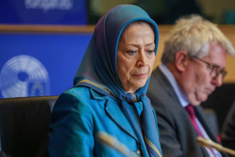 Maryam Rajavi, presidente eletta del Consiglio Nazionale della Resistenza Iraniana (CNRI)