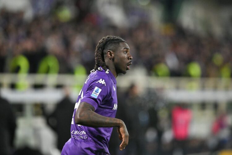 Moise Kean, protagonista in chiaroscuro dell'andata dei playoff di Conference con la Fiorentina