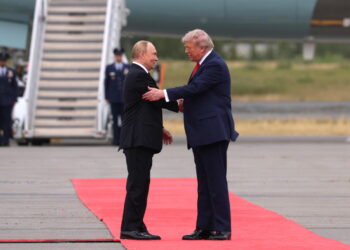 President-Donald-Trump-R-welcomes-Russian-President-Vladimir@ANSA