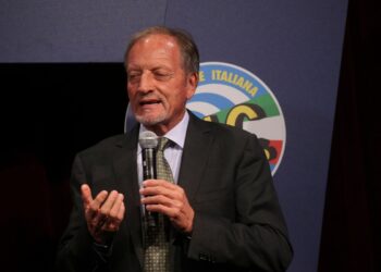 Renzo Ulivieri, presidente dell'Assoallenatori, chiede alla FIGC la sospensione di Israele dalle competizioni internazionali