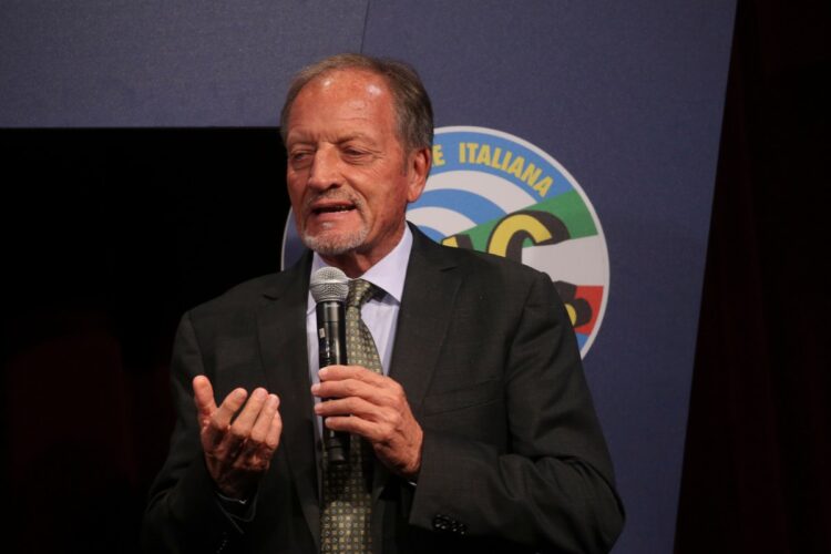 Renzo Ulivieri, presidente dell'Assoallenatori, chiede alla FIGC la sospensione di Israele dalle competizioni internazionali