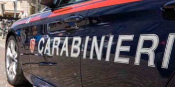 Una macchina dei carabinieri