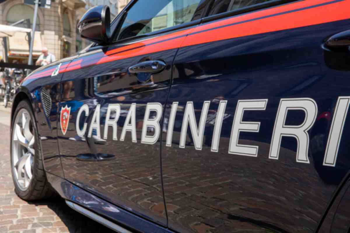 Una macchina dei carabinieri