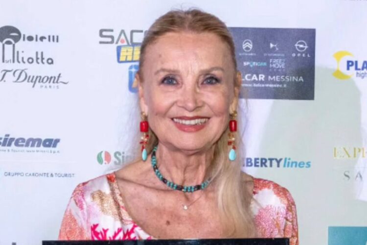 Un primo piano di Barbara Bouchet