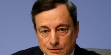 Un primo piano di Mario Draghi