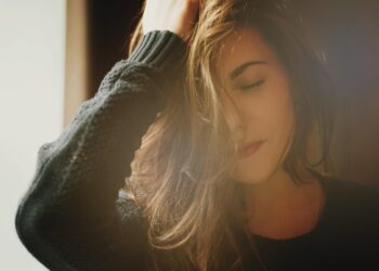 Perché alcuni si svegliano pieni di energia all’alba e altri non aprono gli occhi prima di mezzogiorno: la matematica ha la risposta