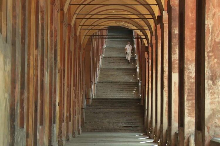 Il portico di San Luca a Bologna