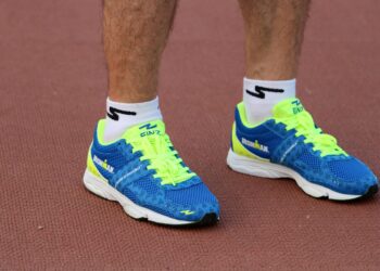 Addio al mito dei 10.000 passi: bastano molti meno per restare in salute, lo dice la scienza